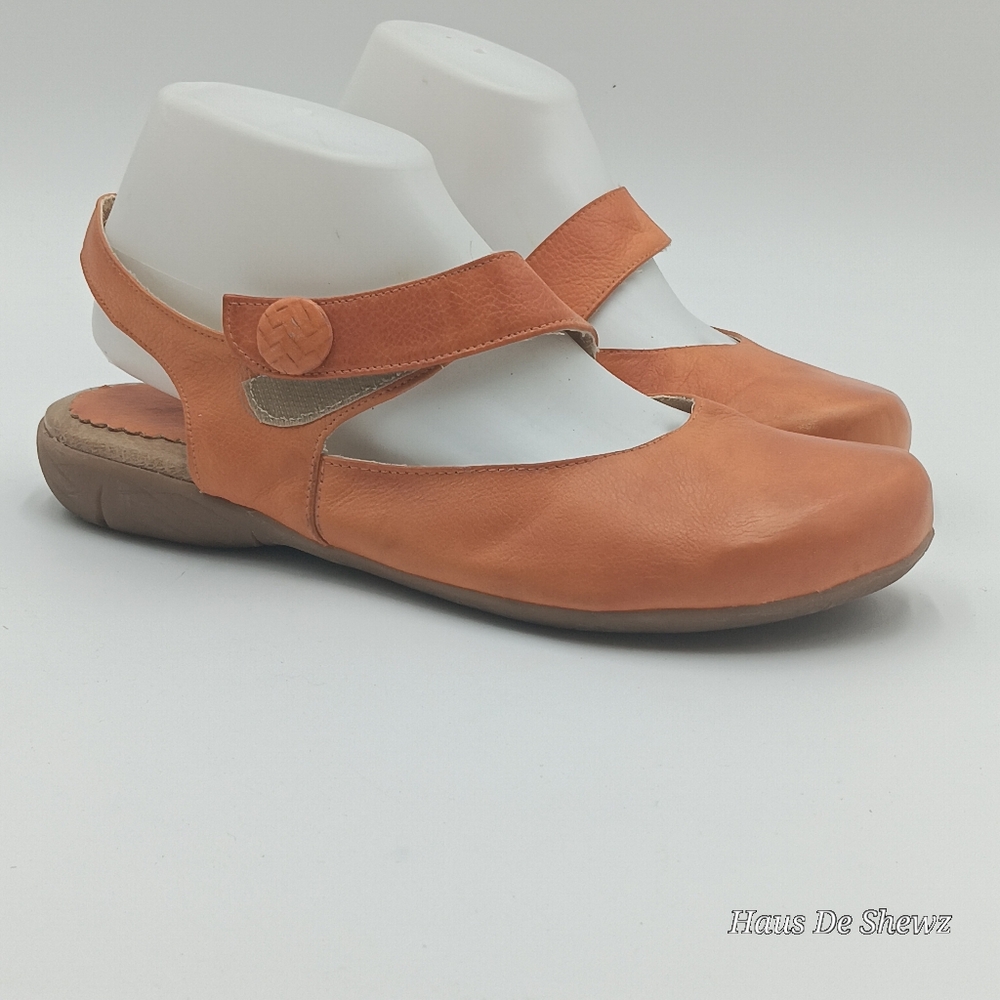 Figura shoes Mary Jane style Velcro top strap good condition Sz 41